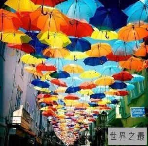 ​世界上最多的雨伞，河南洛阳10万把七彩洋伞节